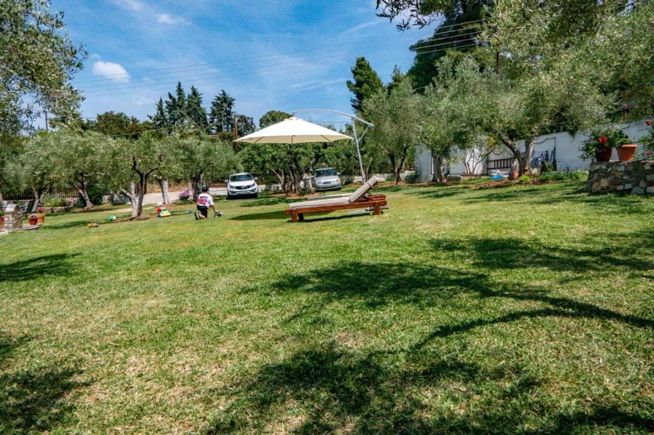 Small Paradise Nikiti  Exterior foto